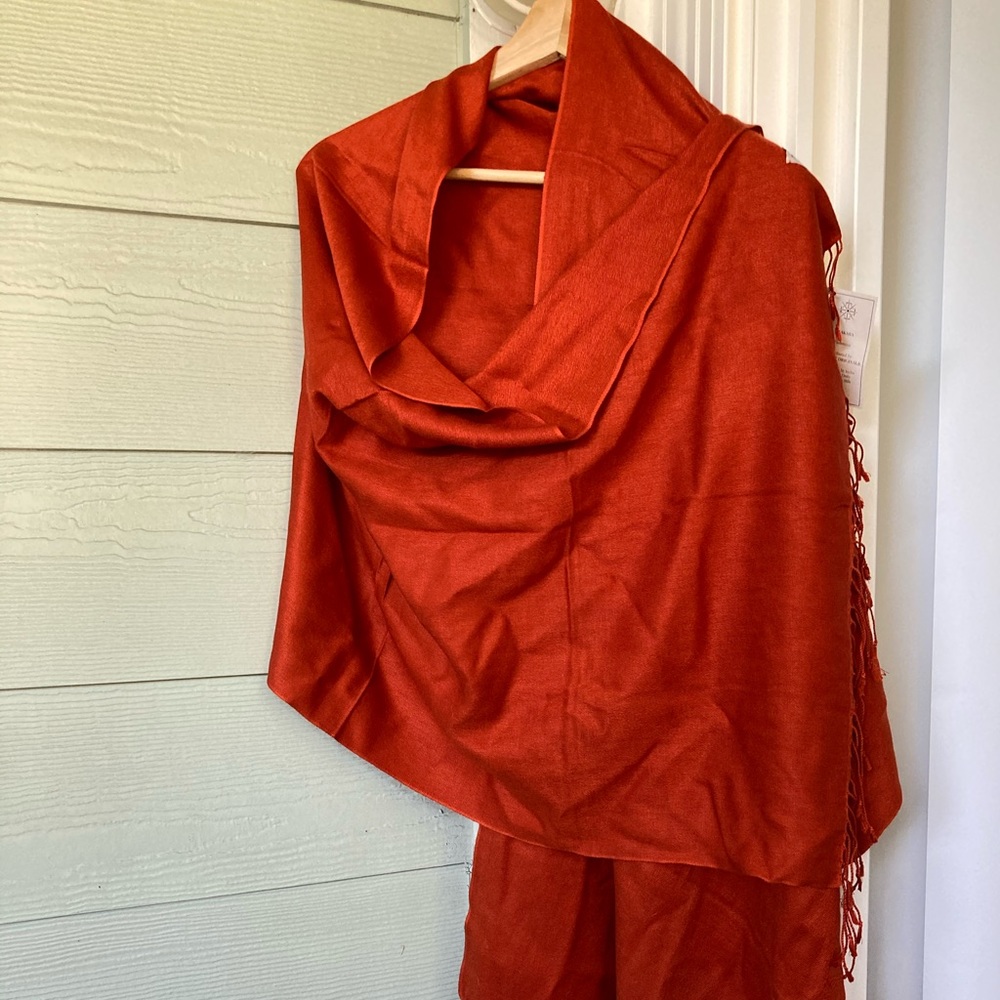 SALE! NWT Cashmere wrap / scarf 🧣 Burnt Orange